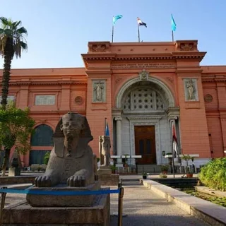 Day Tour to Giza Pyramids with Camel Ride and Egyptian Museum (1)