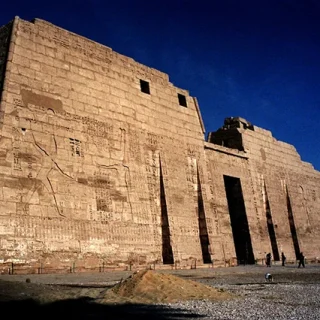 Day Tour to Ramesseum Temple Habu Temple and Nobles Valley (1)
