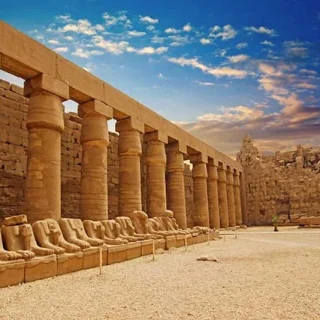 Luxor day tour Visits the Karnak Temple, Valley of the Kings, Colossi of Memnon, and Temple of  Queen  Hatshepsut.  Tours are divided by the River Nile: on the East, Bank is the Karnak Temple and the Luxor