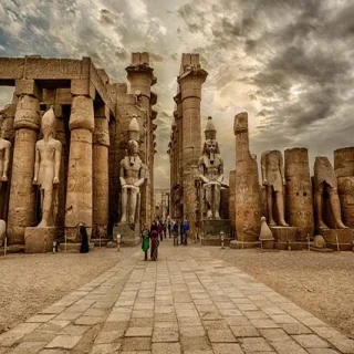 Private Tour to the East and West Bank of Luxor (1)
