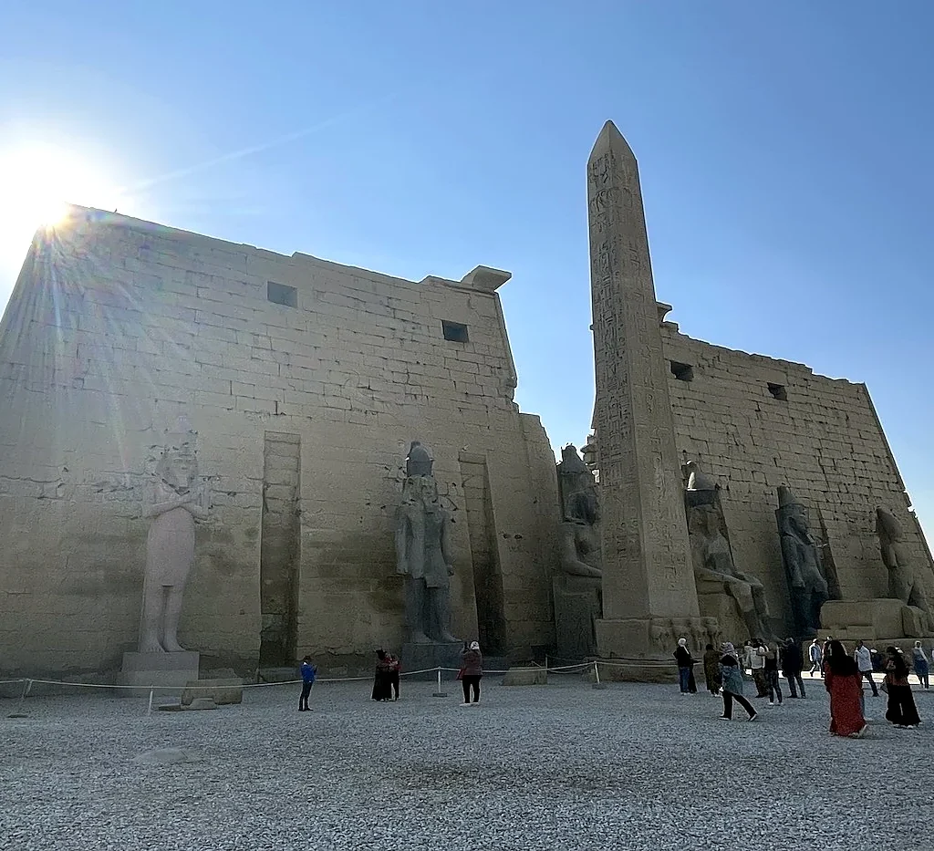 Luxor Temple featured in Luxor Museum and Mummification Museum.